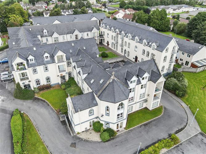 16 Marymount, Carrick-On-Shannon, Co. Leitrim