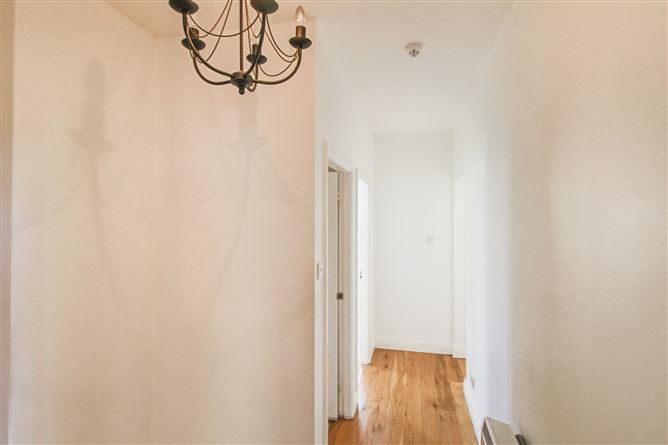 16 Marymount, Carrick-On-Shannon, Co. Leitrim