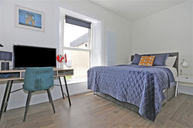 1 Oakville Terrace, New Street, Limerick