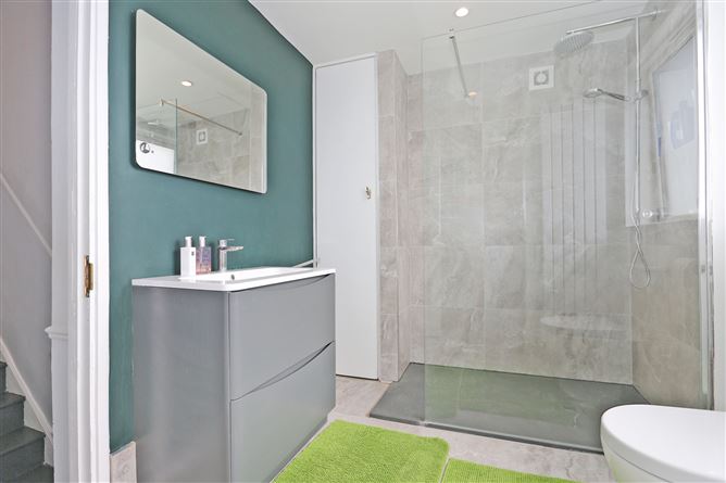1 Oakville Terrace, New Street, Limerick