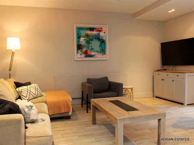 200 Cubes 5, Sandyford, Dublin 18