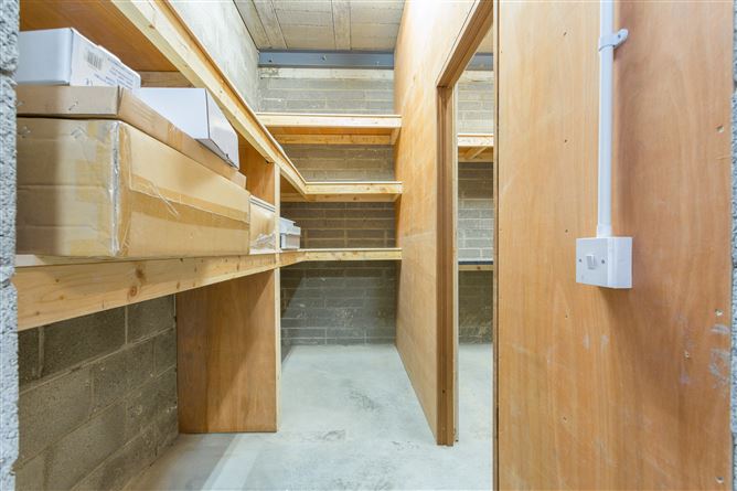 Unit 8, Knockmitten Lane Business Park, Western Industrail Estate, Fox & Geese, Ballymount, Dublin 12