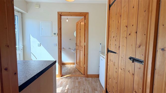 Photo 12 of 35 — Bungalow on c. 5.18 Acres, Tinoran Hill North, Baltinglass, Wicklow