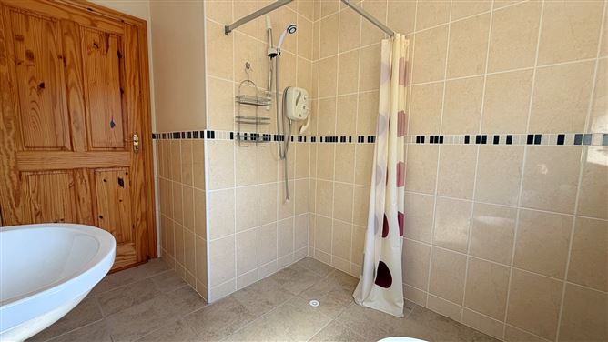 Photo 26 of 35 — Bungalow on c. 5.18 Acres, Tinoran Hill North, Baltinglass, Wicklow