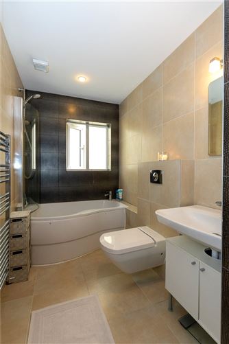 30 Cherry Glade, Delgany, Co. Wicklow