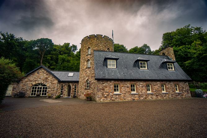 Main image for Heathfield Castle, Ballinruane, Kilmeedy, Limerick