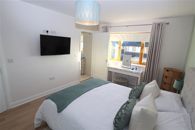 10 The Beeches, Avourwen, Drogheda, Louth