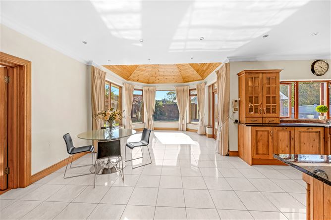https://photos-a.propertyimages.ie/media/6/1/2/4911216/0fcb6c3a-2fd3-4ff7-af5d-9eaa7d9412a3_l.jpg