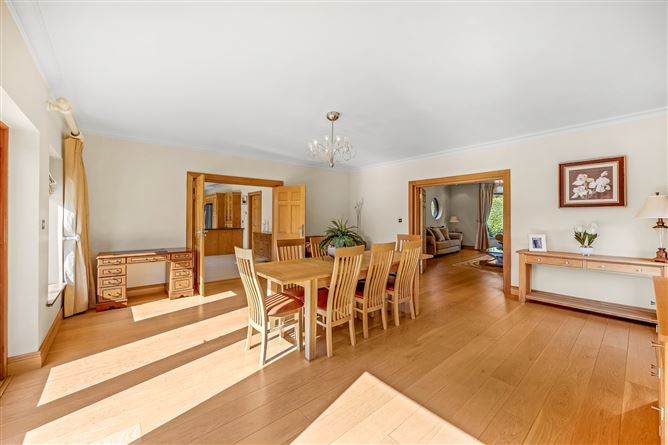 https://photos-a.propertyimages.ie/media/6/1/2/4911216/0fcb6c3a-2fd3-4ff7-af5d-9eaa7d9412a3_l.jpg