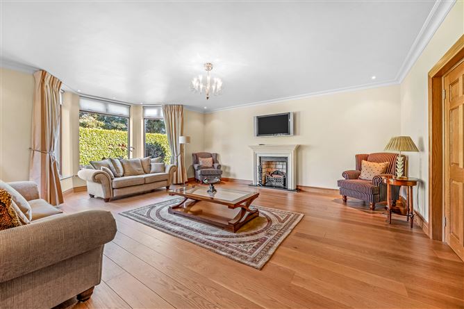 https://photos-a.propertyimages.ie/media/6/1/2/4911216/0fcb6c3a-2fd3-4ff7-af5d-9eaa7d9412a3_l.jpg