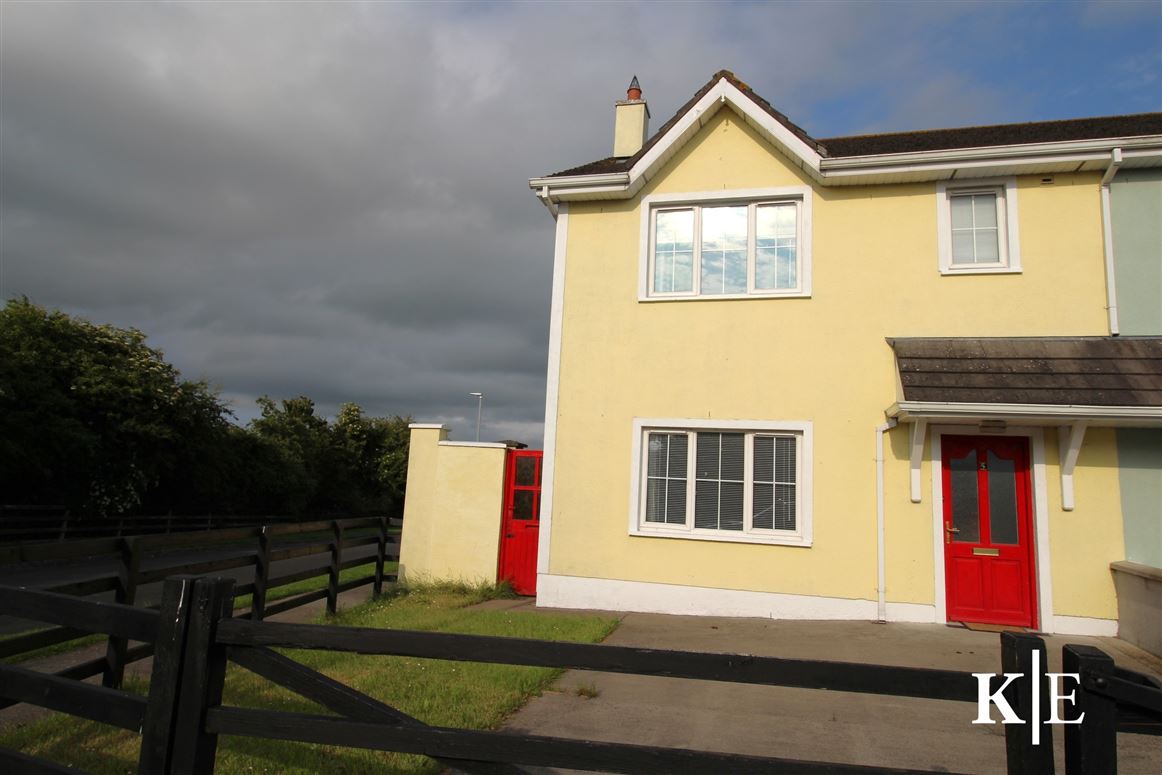5 Hillview, Carnew, Wicklow