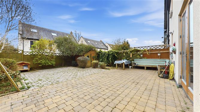 25 Redwood, Hollystown, Dublin 15