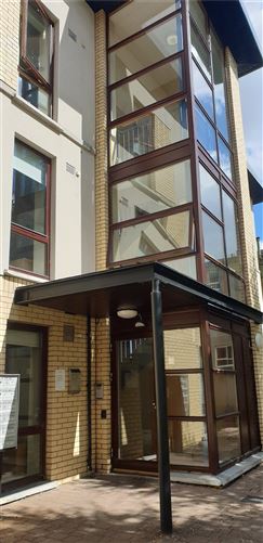 10a Shanowen Hall, Santry, Dublin 9