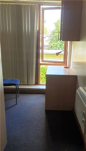 10a Shanowen Hall, Santry, Dublin 9