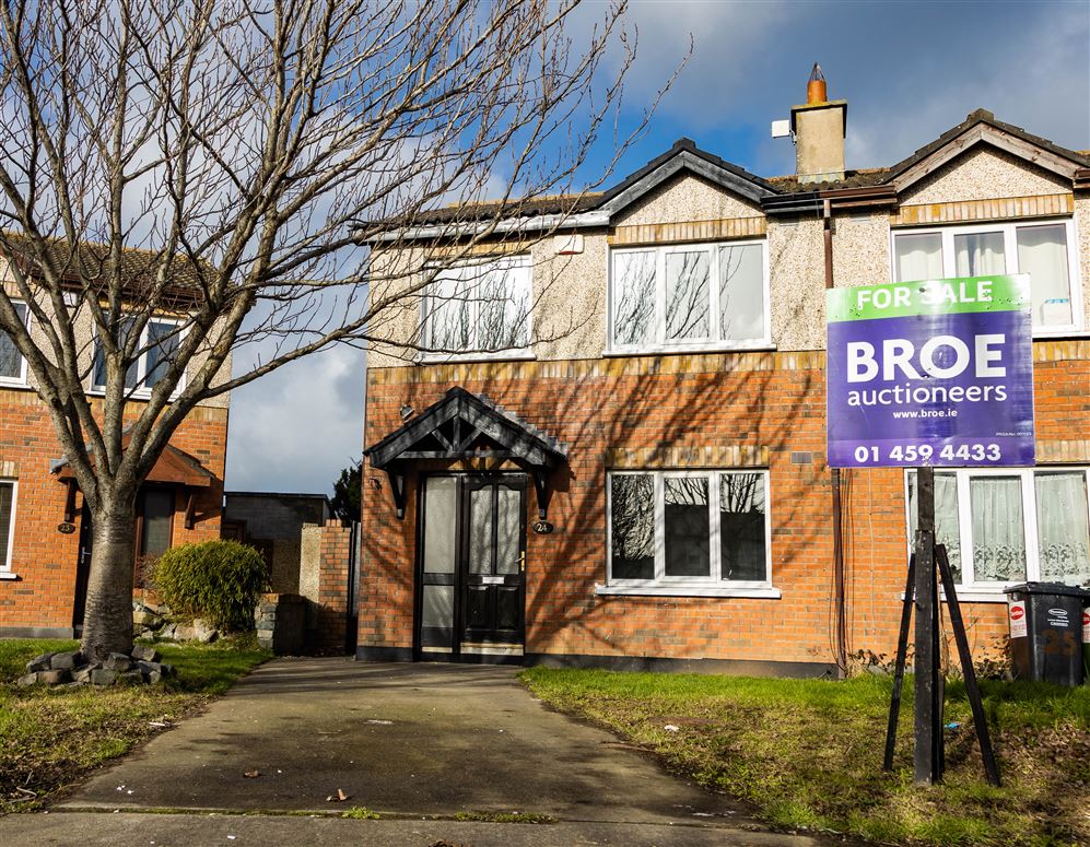 24 Castlegrange Drive, Clondalkin,   Dublin 22