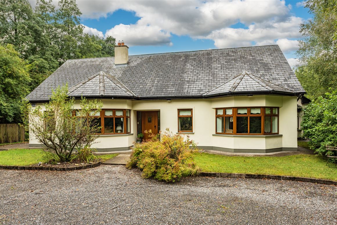 Whitethorn, Loughanure, Clane, Co. Kildare