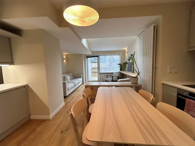https://photos-a.propertyimages.ie/media/6/1/3/4953316/3ffdbede-a096-4103-901c-1da4cd4fc890_l.jpg