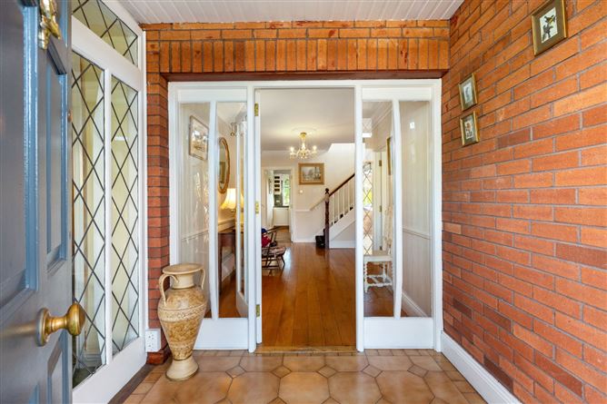 Photo 2 of 25 — 114 Rathfarnham Wood, Rathfarnham, Dublin 14