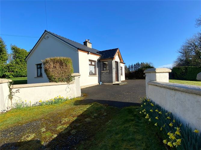 "Peggie's Cottage", Scrahanfadda, Gneeveguilla, Rathmore, Co. Kerry
