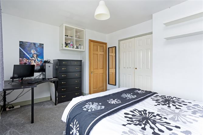 132 The Oaks , Newbridge, Kildare