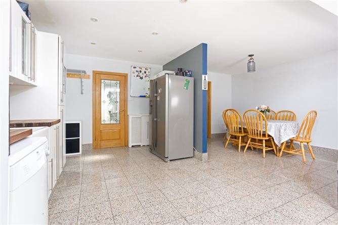132 The Oaks , Newbridge, Kildare