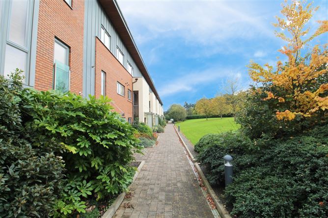 7 Cedarhurst Green, The Phoenix Park Racecourse, Castleknock