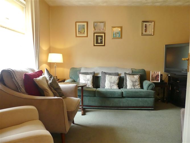 19 Brookfield Close, Tallaght, Dublin 24