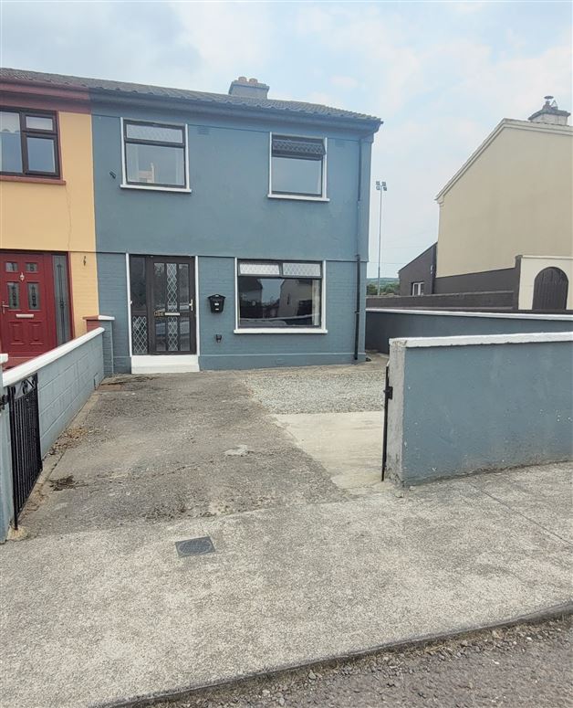 24 Liam Lynch Terrace, Newcastle, Tipperary