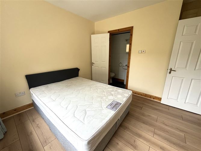 8 Orchard Court, Ballina, Co. Mayo