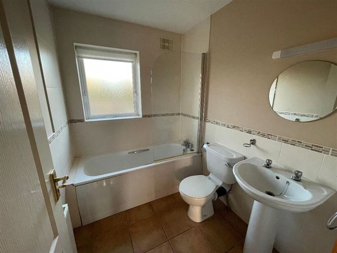 16 Cluain Árd Court, Sea Road, Arklow, Wicklow