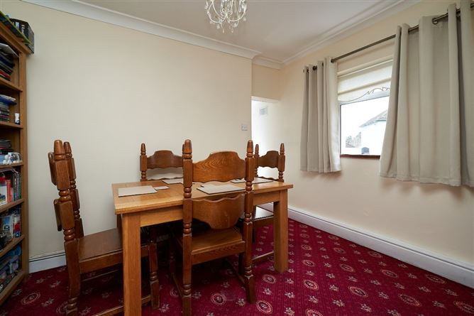 2 Mulroy Road, Cabra, Dublin 7