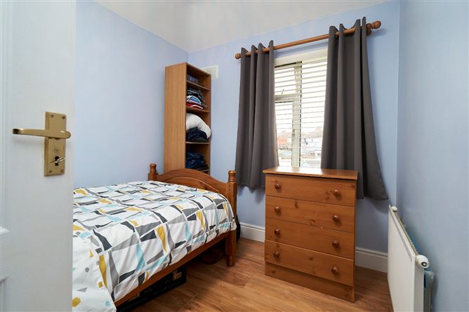 2 Mulroy Road, Cabra, Dublin 7