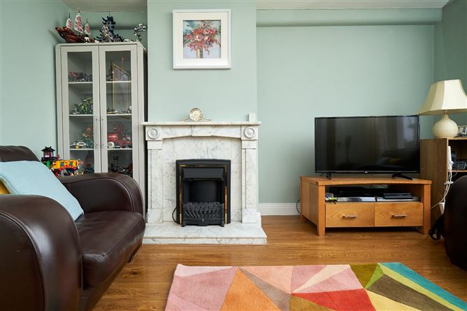 2 Mulroy Road, Cabra, Dublin 7