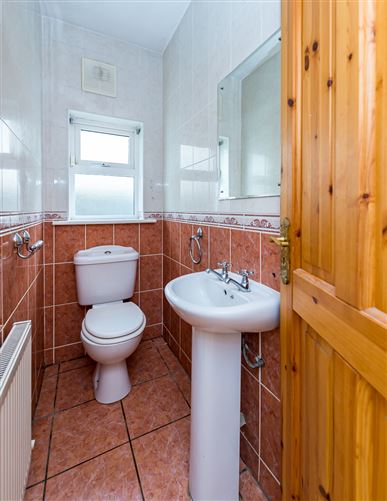 6 The Lawn, Athlumney Abbey, Navan, Meath
