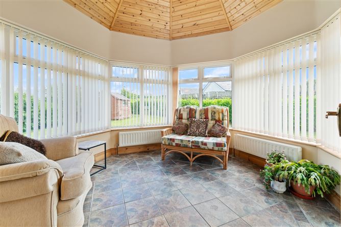 18 Westbury, Mayfield, Claremorris, Co. Mayo