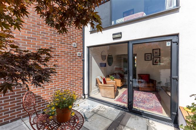 14 Park Terrace, The Coombe, Dublin 8