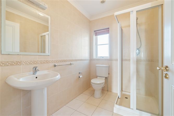 9 Maree Road, Oranmore, Galway