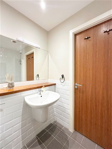 Apartment 10, Millrace Court, Phoenix Park Racecourse, Dublin 15, Dublin