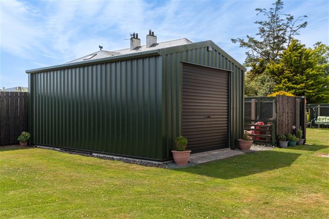 https://photos-a.propertyimages.ie/media/6/1/5/5013516/125f3db4-018f-4295-9c89-90f3cc9427b6_l.jpg