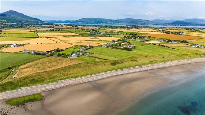 https://photos-a.propertyimages.ie/media/6/1/5/5013516/125f3db4-018f-4295-9c89-90f3cc9427b6_l.jpg