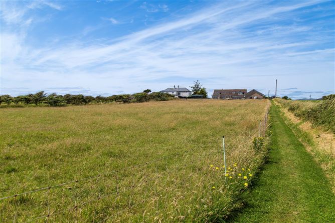 https://photos-a.propertyimages.ie/media/6/1/5/5013516/125f3db4-018f-4295-9c89-90f3cc9427b6_l.jpg