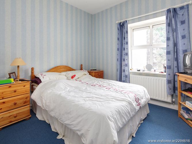 Sale Agreed | 77 Belfield park, Stillorgan, Co. Dublin - Young's Estate ...