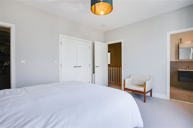 10 Struan Glen, Enniskerry Road, Kilternan, Dublin 18