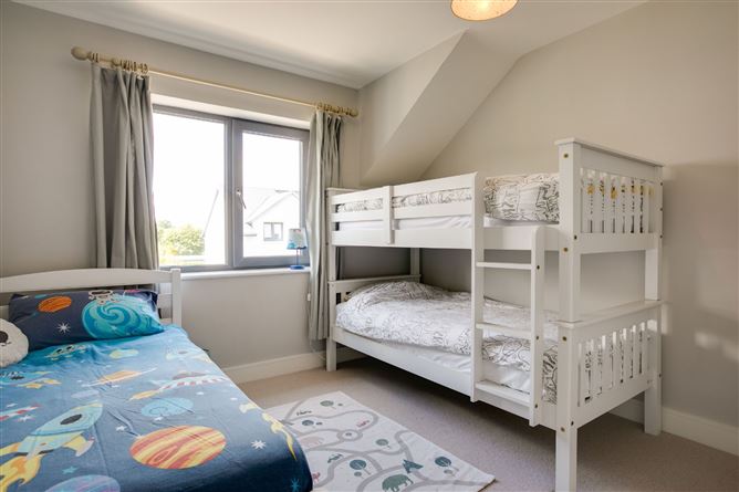 10 Struan Glen, Enniskerry Road, Kilternan, Dublin 18