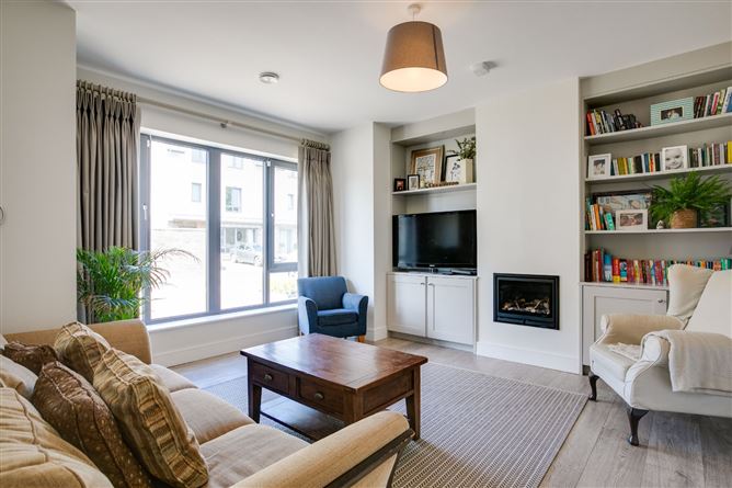 10 Struan Glen, Enniskerry Road, Kilternan, Dublin 18