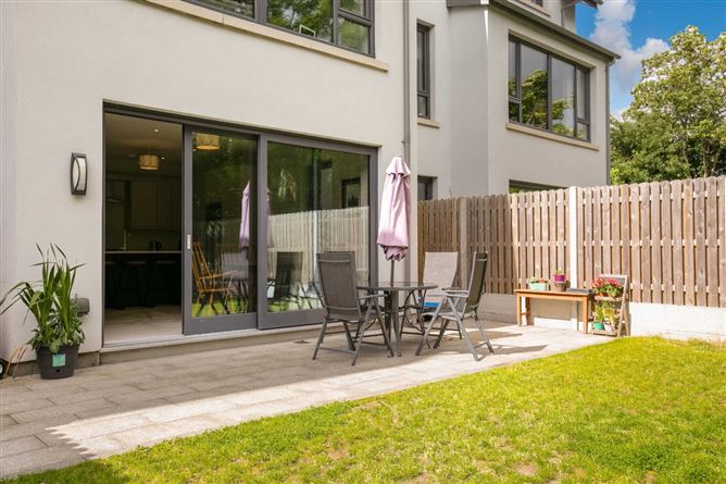 10 Struan Glen, Enniskerry Road, Kilternan, Dublin 18