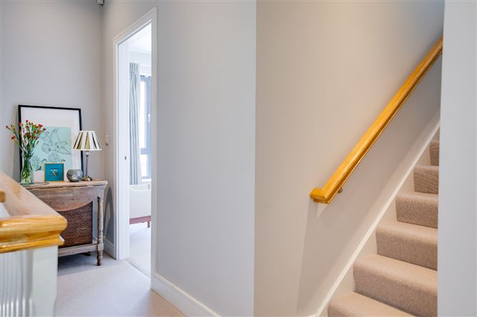 10 Struan Glen, Enniskerry Road, Kilternan, Dublin 18