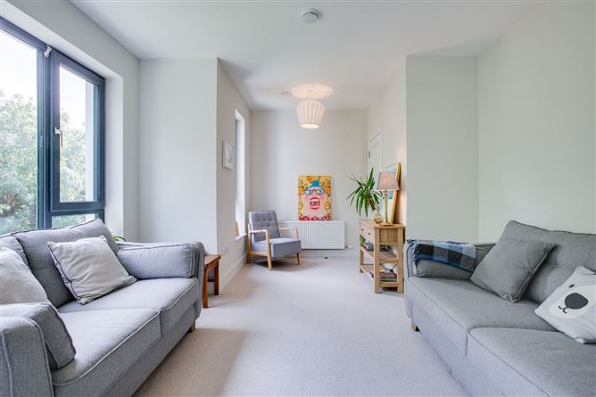 10 Struan Glen, Enniskerry Road, Kilternan, Dublin 18