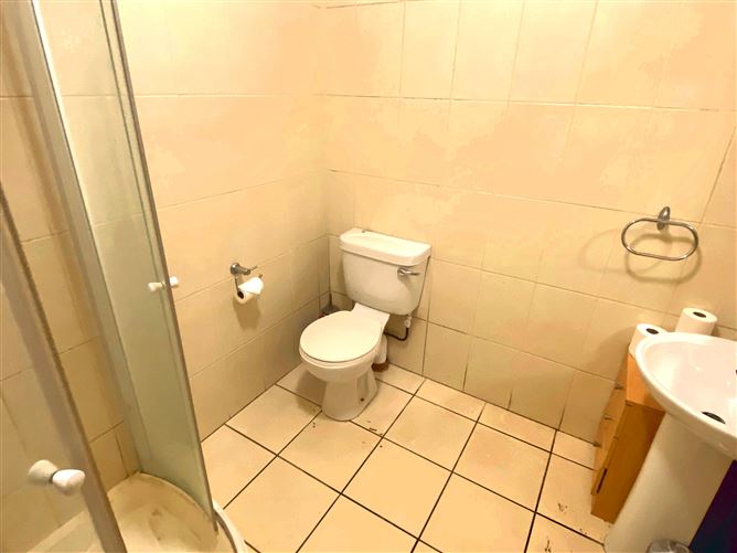 68 An Mhainistir, Claregalway, Galway