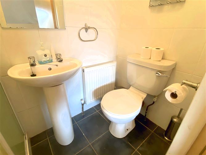 68 An Mhainistir, Claregalway, Galway